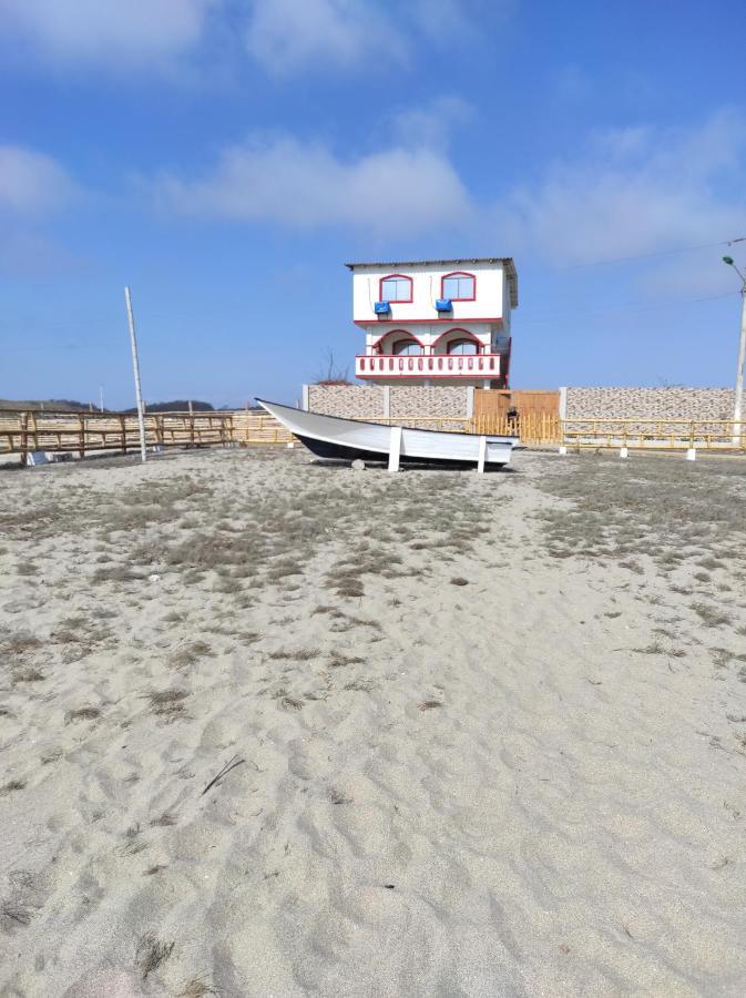 Hostal Las Garzas Del Pelado Playas Esterno foto
